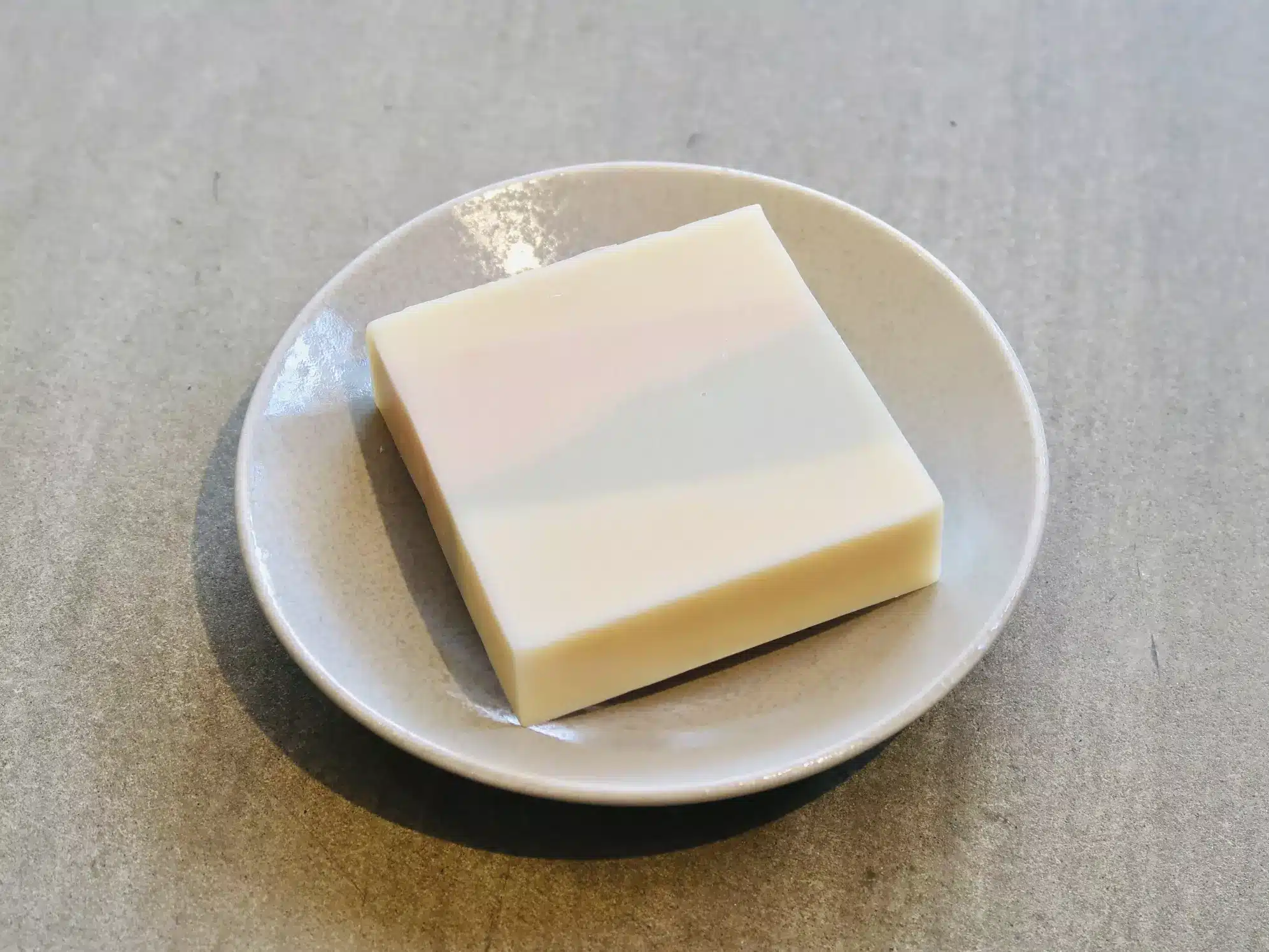 溫溫手工皂美人胚子絲瓜水皂主視覺