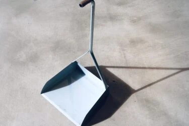 【台灣製造】傳統亞鉛開叉畚箕