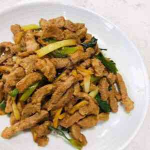 嫩薑炒前腿肉絲