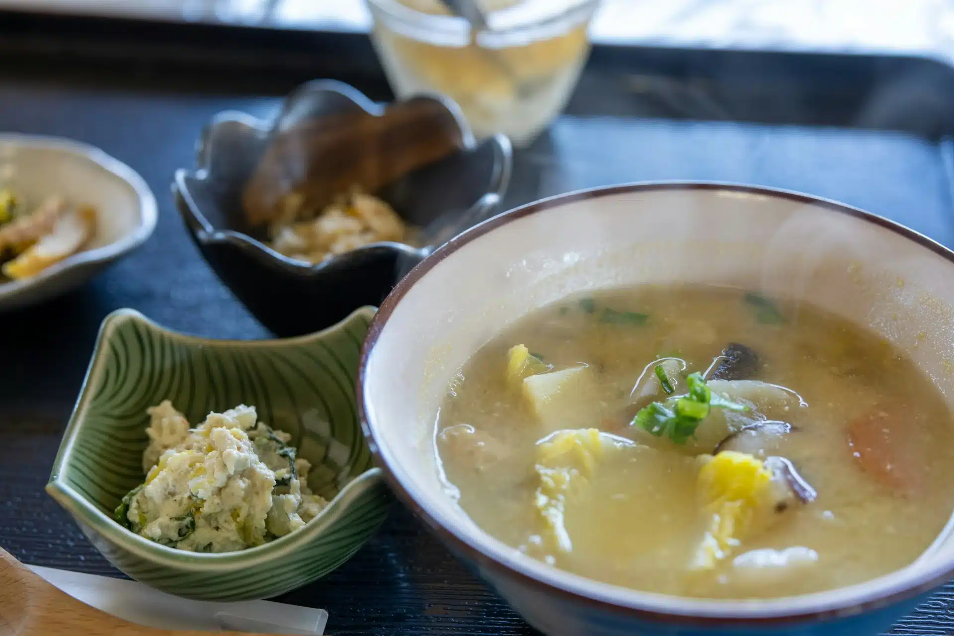 豚汁怎麼煮？味噌豬肉湯不死鹹的關鍵、6 步驟一鍋到底｜勝美市集