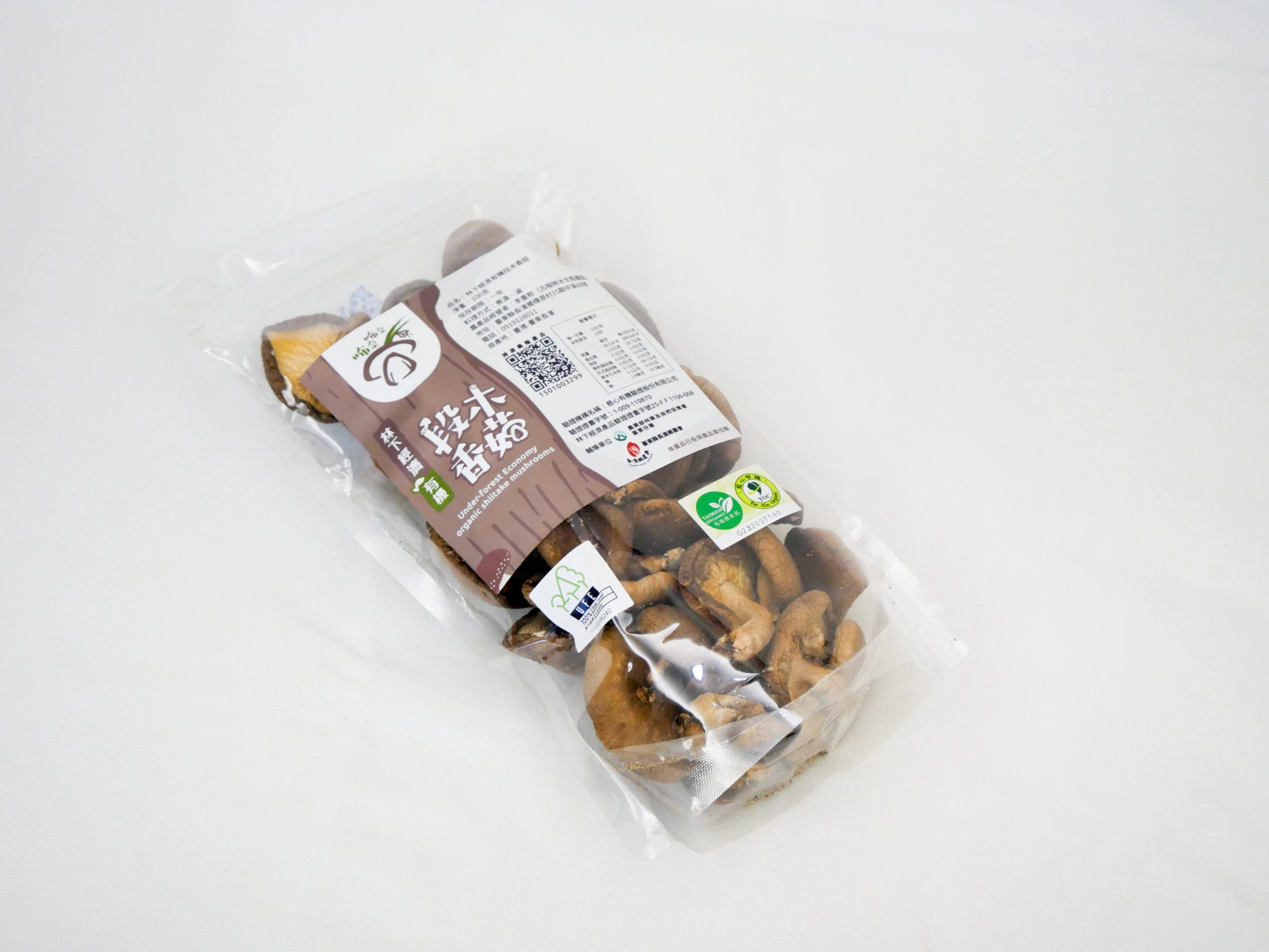 古榕映水|有機段木鮮香菇