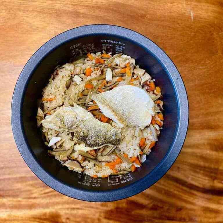 鱸魚蔬菜炊飯